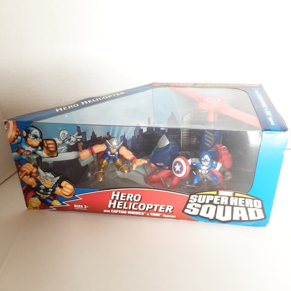 MARVEL SUPER HERO SQUAD HERO HELICOPTER WITH CAPTAIN AMERICA AND THOR - Picture 1 of 9